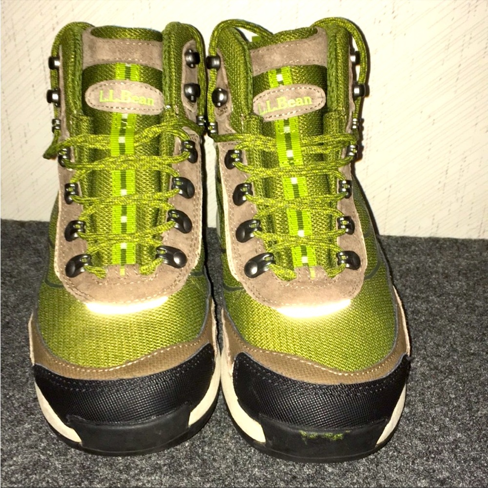 BRAND NEW LL bean hiking boots